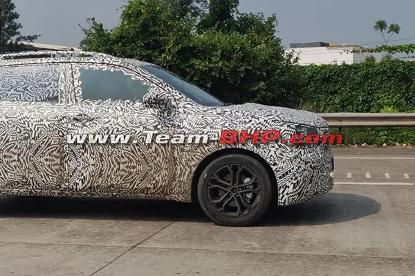 Skoda Vision IN crossover Front