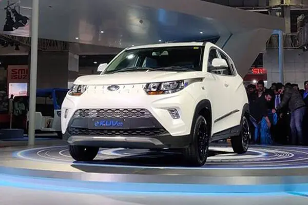 Mahindra eKUV100