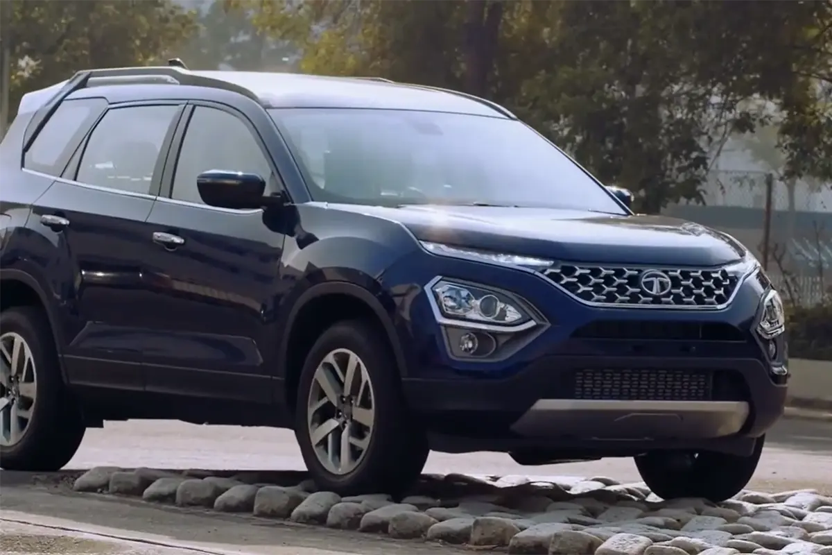 2021 Tata Safari Front