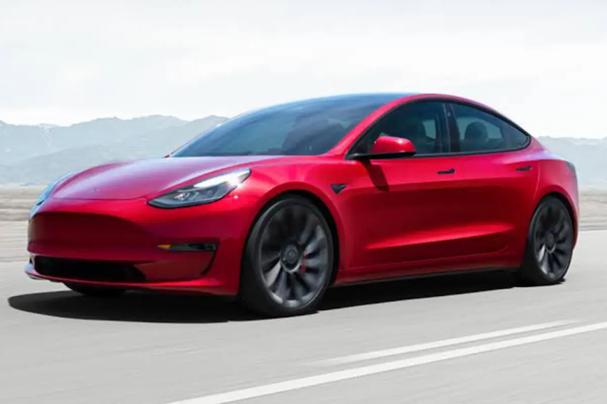  Tesla Model 3