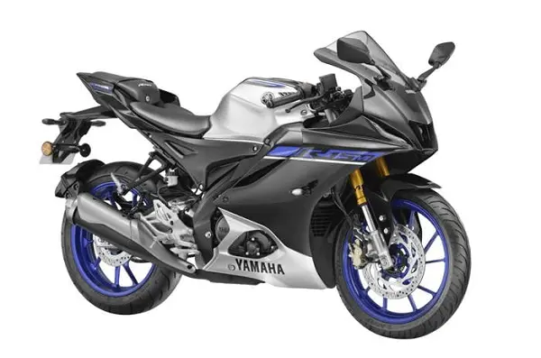 Yamaha R15M