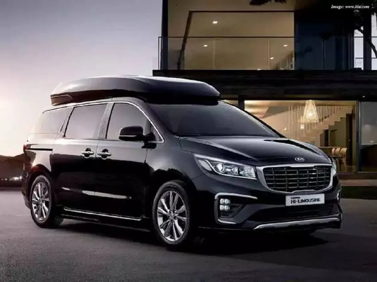 Kia Carnival Hi Limousine