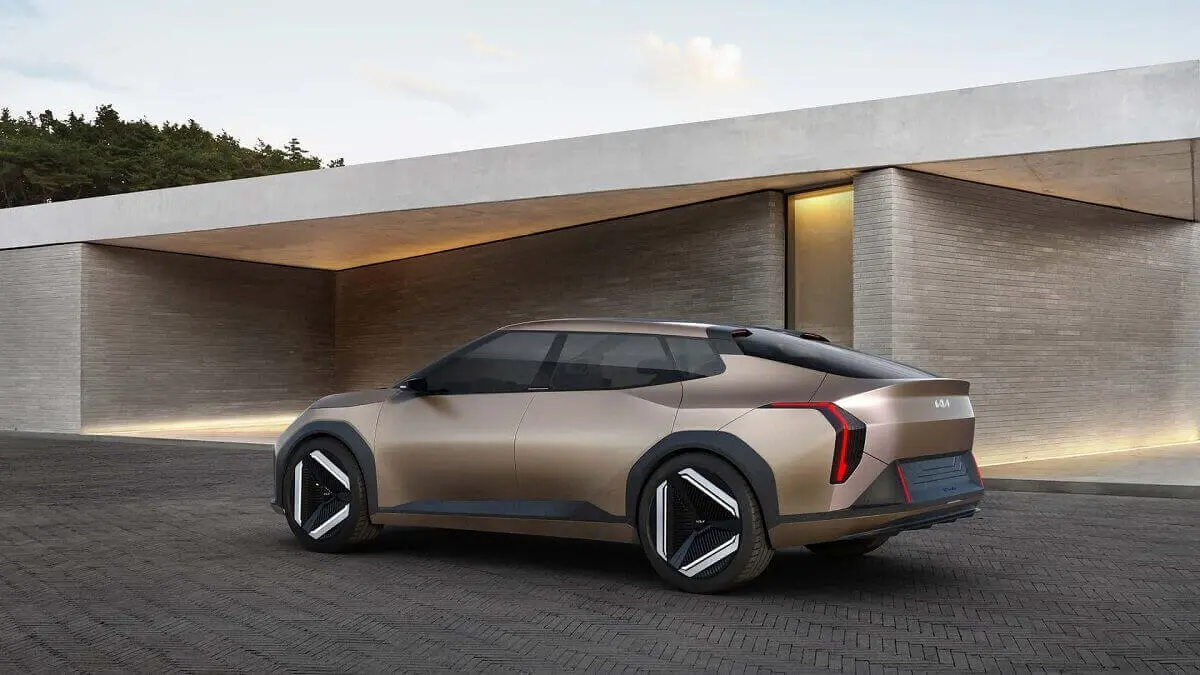 Kia EV4