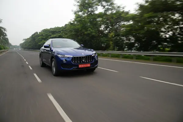 Maserati Levante.