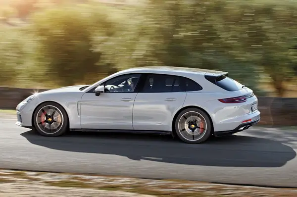 The station-wagon like roofline on the Turismo.