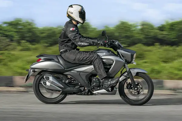 Intruder FI has a smooth motor.