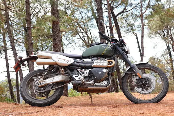 Triumph Scrambler Side Profile
