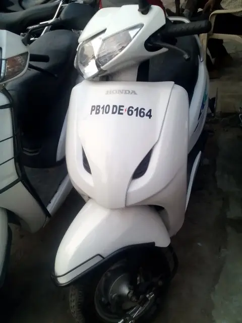 Honda Activa 110cc 2011