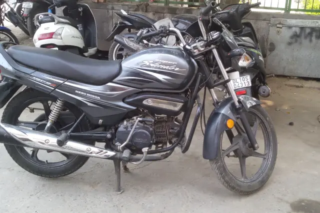 Hero Super Splendor 125cc 2011