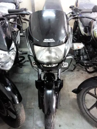 Hero Super Splendor 125cc 2011