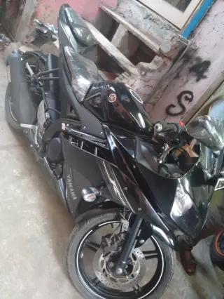 Yamaha YZF-R15 2.0 150cc 2012
