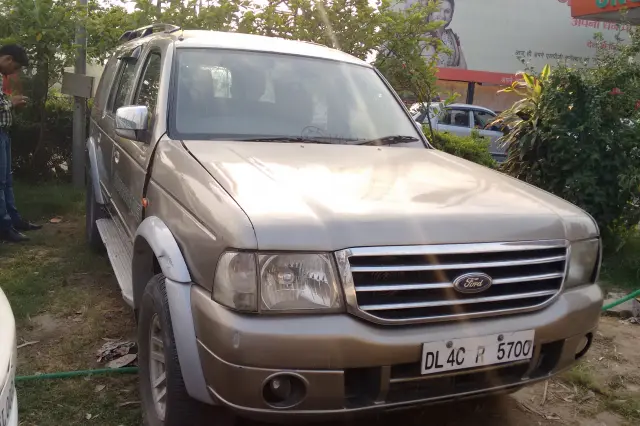 Ford Endeavour 4x2 2004