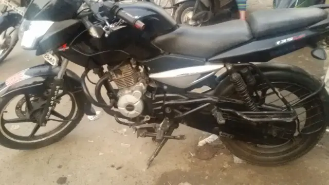 Bajaj Pulsar 135LS 135cc 2010