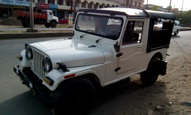 Mahindra Jeep MM 540 2001