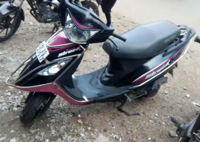 TVS ScootyStreak 100 cc 2013