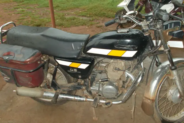 Bajaj Boxer AT100 2001