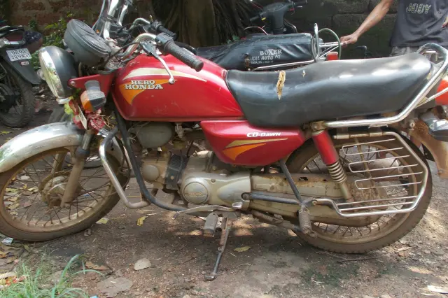 Hero CD Deluxe 100cc 2004