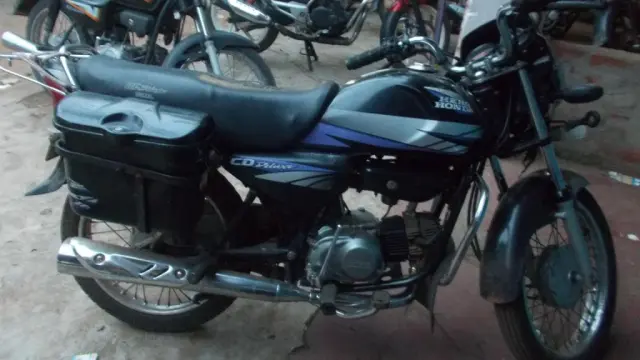 Hero CD Deluxe 100cc 2011