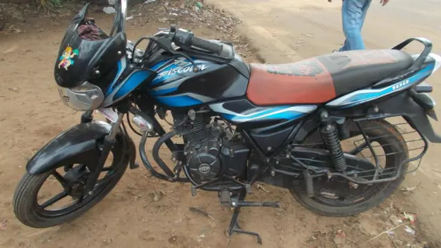 Bajaj Discover 100cc 2012
