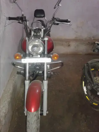 Bajaj Avenger 220cc 2010