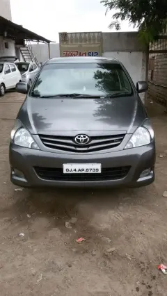 Toyota Innova 2.5 G4 7 STR 2010