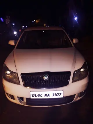 Skoda Laura AMBIENTE 1.9 TDI MT 2009