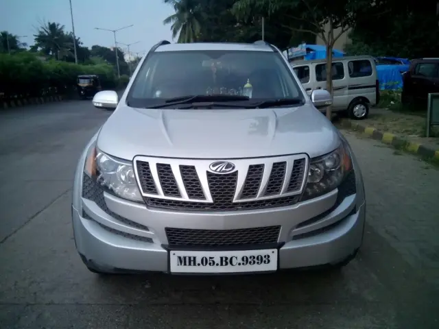Mahindra XUV500 W8 2012