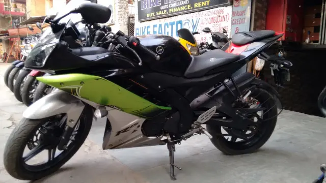 Yamaha YZF-R15 150cc 2013