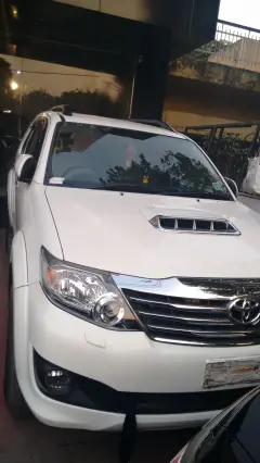 Toyota Fortuner 3.0 4X4 MT 2015