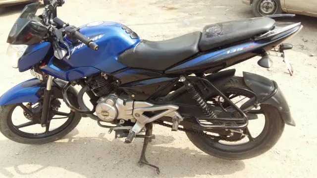 Bajaj Pulsar 135LS 135cc 2013