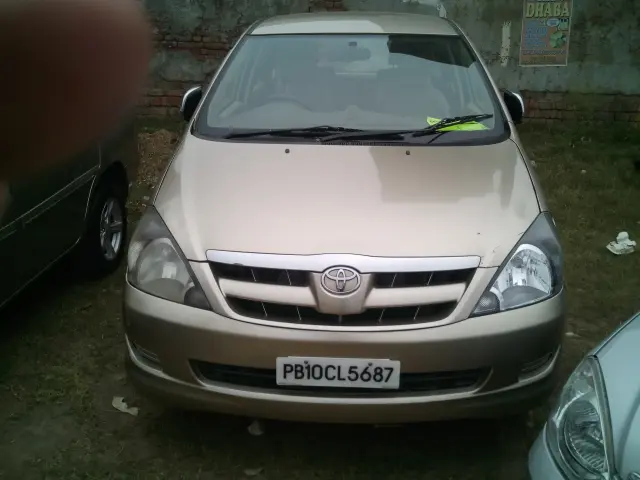 Toyota Innova 2.0 G 2008