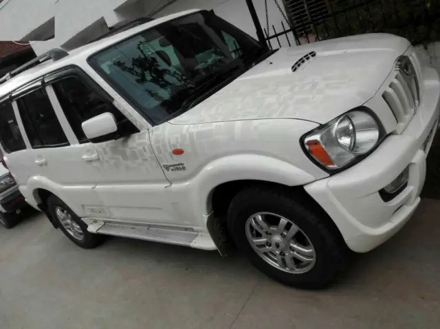 Mahindra Scorpio VLX 2WD BS IV 2013