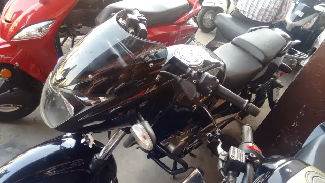Bajaj  Pulsar 180cc 2013