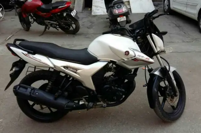 Yamaha SZR 150cc 2013