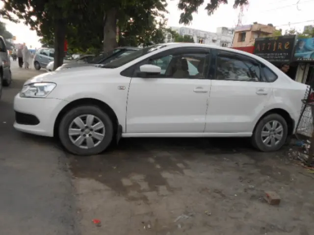 Volkswagen Vento Comfortline Diesel 2011