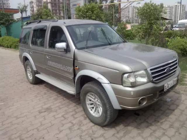 Ford Endeavour XLT 4X2 2004