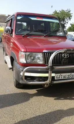 Toyota Qualis FS B1 2004