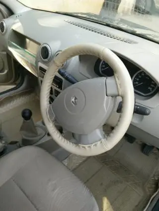 Mahindra Renault Logan GL 1.4 2007