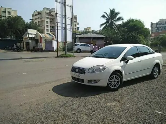 Fiat Linea EMOTION 1.4 2010