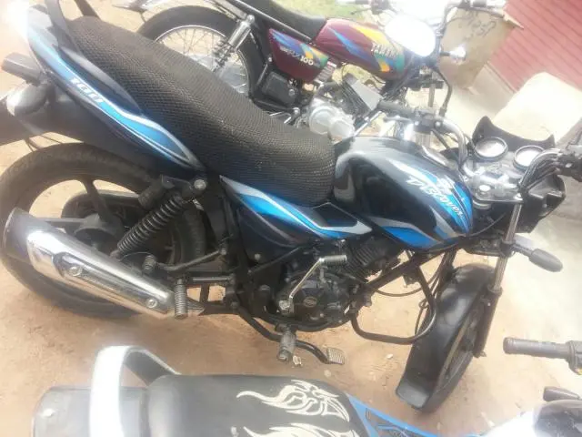 Bajaj Discover 100cc 2013
