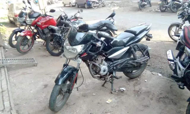 Bajaj Pulsar 135LS 135cc 2012
