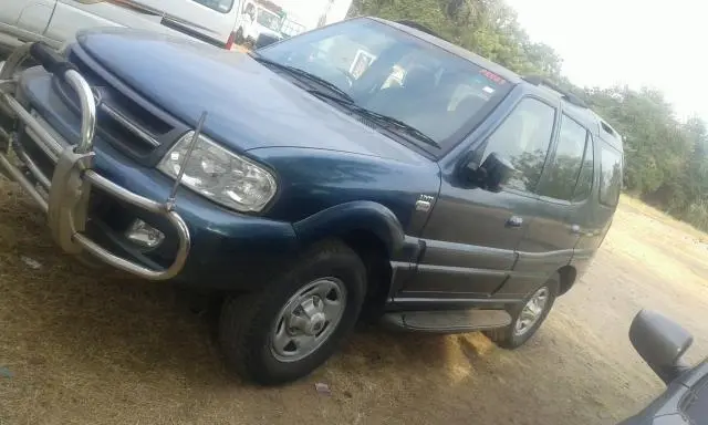 Tata Safari 4X2 EX DICOR BS III 2011