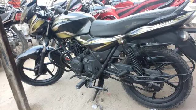 Bajaj Discover 100cc 2013
