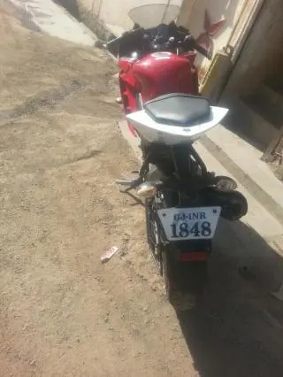 Yamaha YZF-R15 150cc 2012