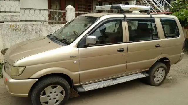 Chevrolet Tavera LS 2.5 2010