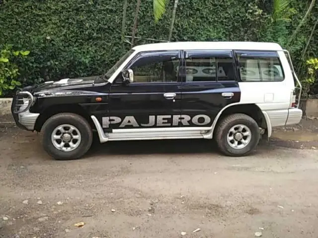 Mitsubishi Pajero Sport 2.5 MT 2011