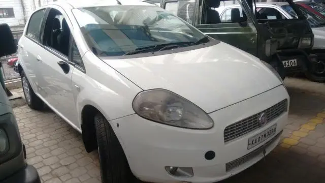 Fiat Grande Punto EMOTION 1.4 2010