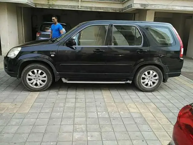 Honda CR-V 2.4L 4WD MT 2004