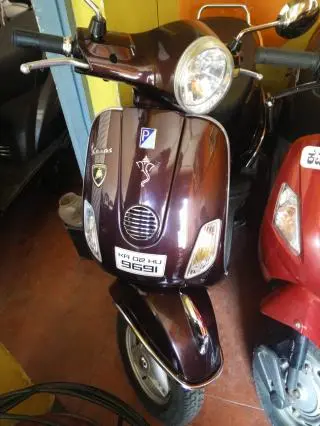 Piaggio Vespa 125cc 2013
