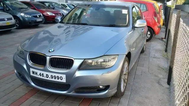 BMW 3 Series 320d 2011